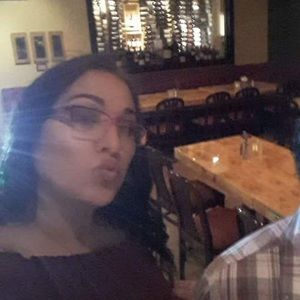 Meet your Posher, Marisa